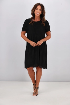 Gloss by Shine On Alberta Pleated Shift Dress Black