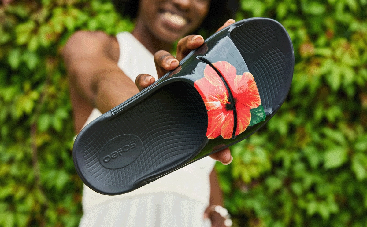 Women's OOahh Limited Slide Sandal - Hibiscus